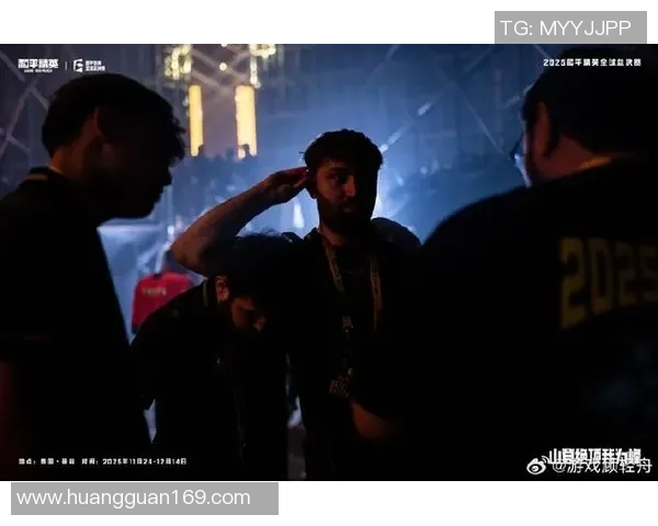 全球总决赛爆冷强队出局新星崛起点燃电竞赛场激情