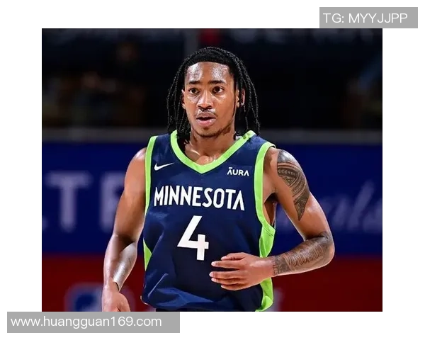 森林狼与雷霆激战正酣 双方年轻球员表现抢眼 谁能笑到最后